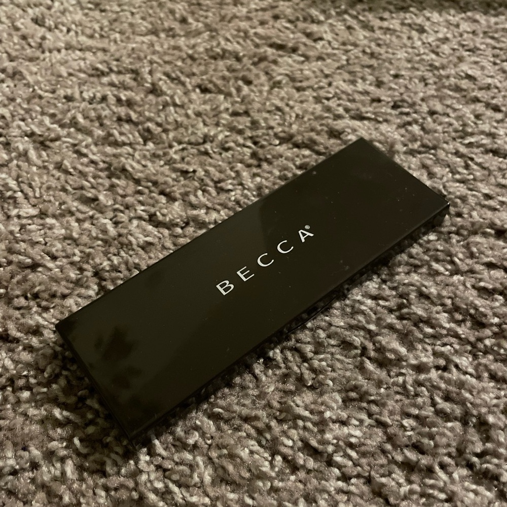 BECCA Eye Shadow Compact